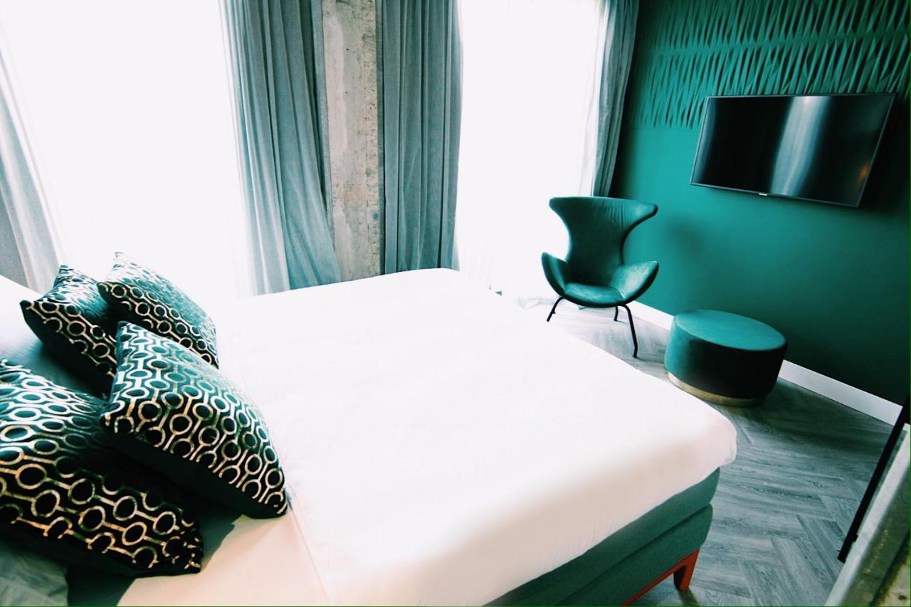 Bed, Bites & Business Hotel Rotterdam Ngoại thất bức ảnh